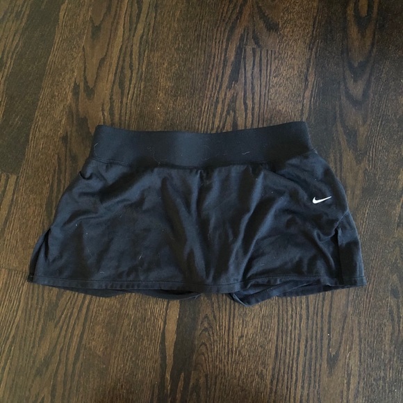Nike Skort Medium Dri Fit Black Skirt Shorts